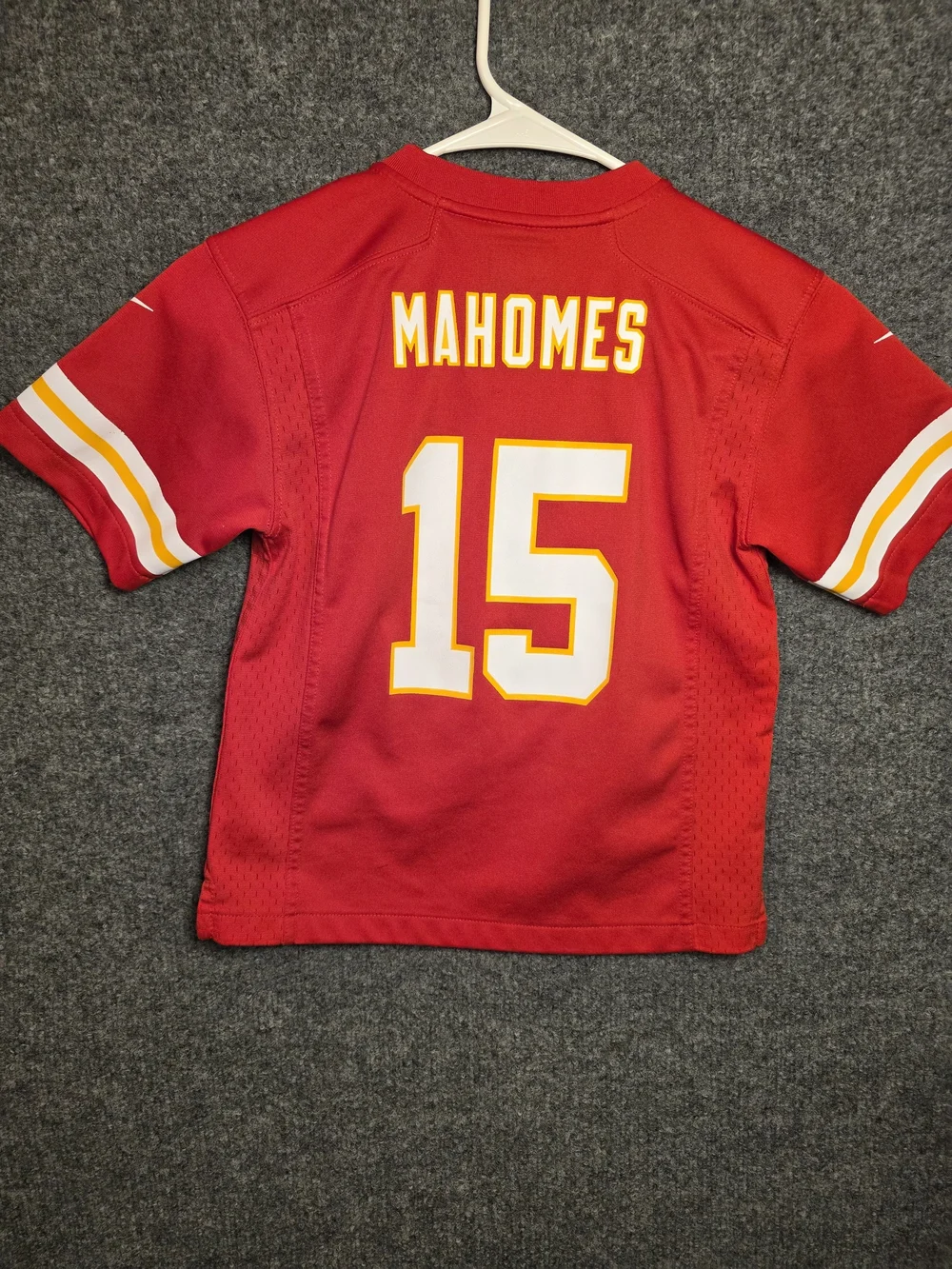 Nike NFL Kansas City Chiefs Patrick Mahomes #15 Youth Large (14-16) Jersey Red L